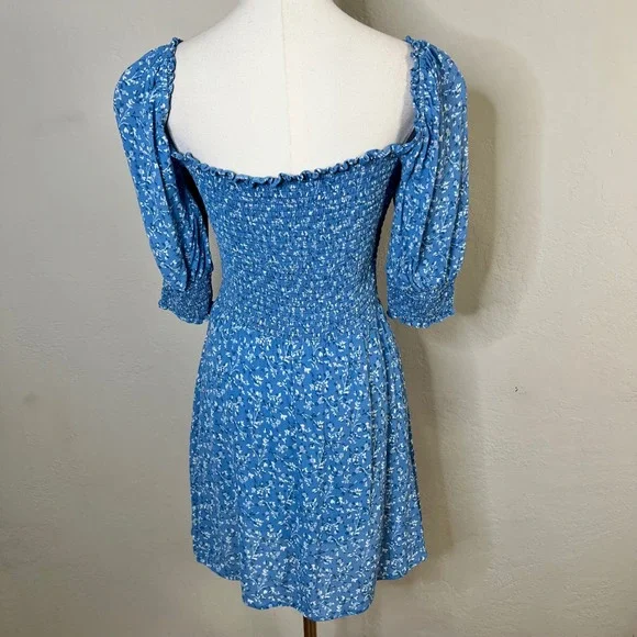 Reformation Elle Dress Blue Floral Smocked Mini Square Neck Puff Sleeve Size 8 - Picture 4 of 9